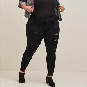Torrid - Bombshell Skinny Premium Hi-Rise Destructed Jeans - Size 22R (NEW)